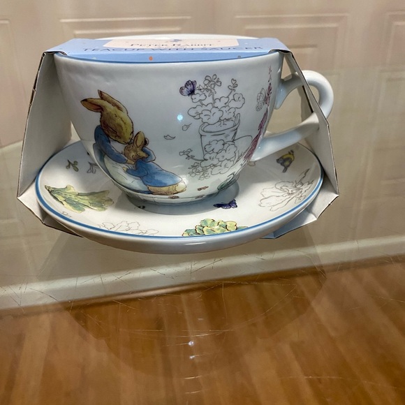 NEW Beatrix Potter The World of Peter Rabbit Teacup With Saucer - Picture 1 of 5